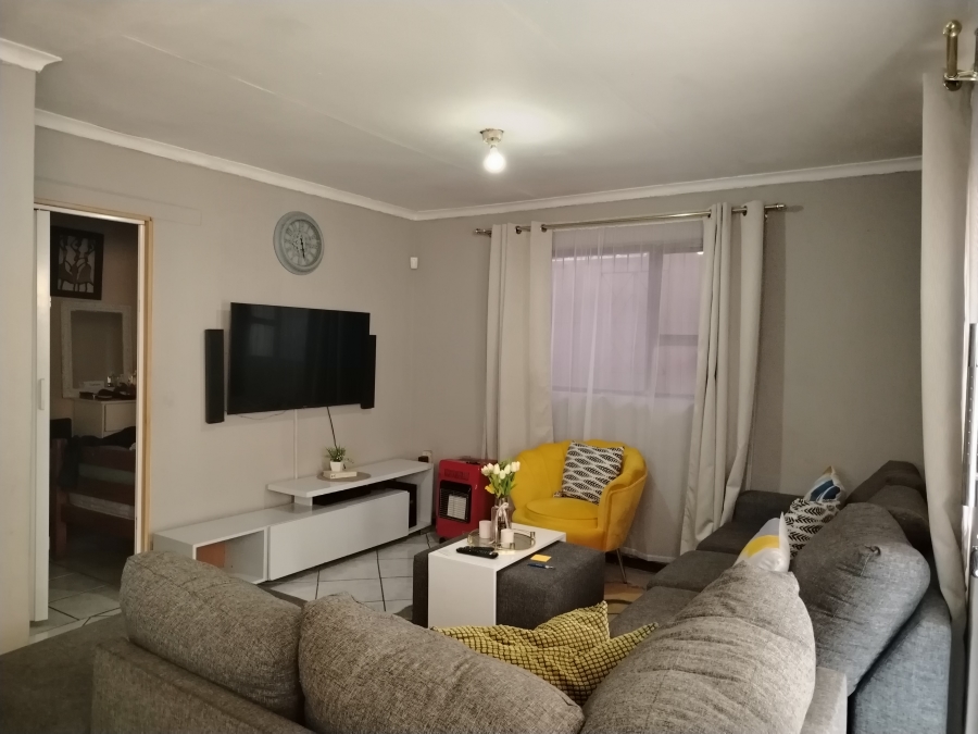 2 Bedroom Property for Sale in Gompo Town Eastern Cape